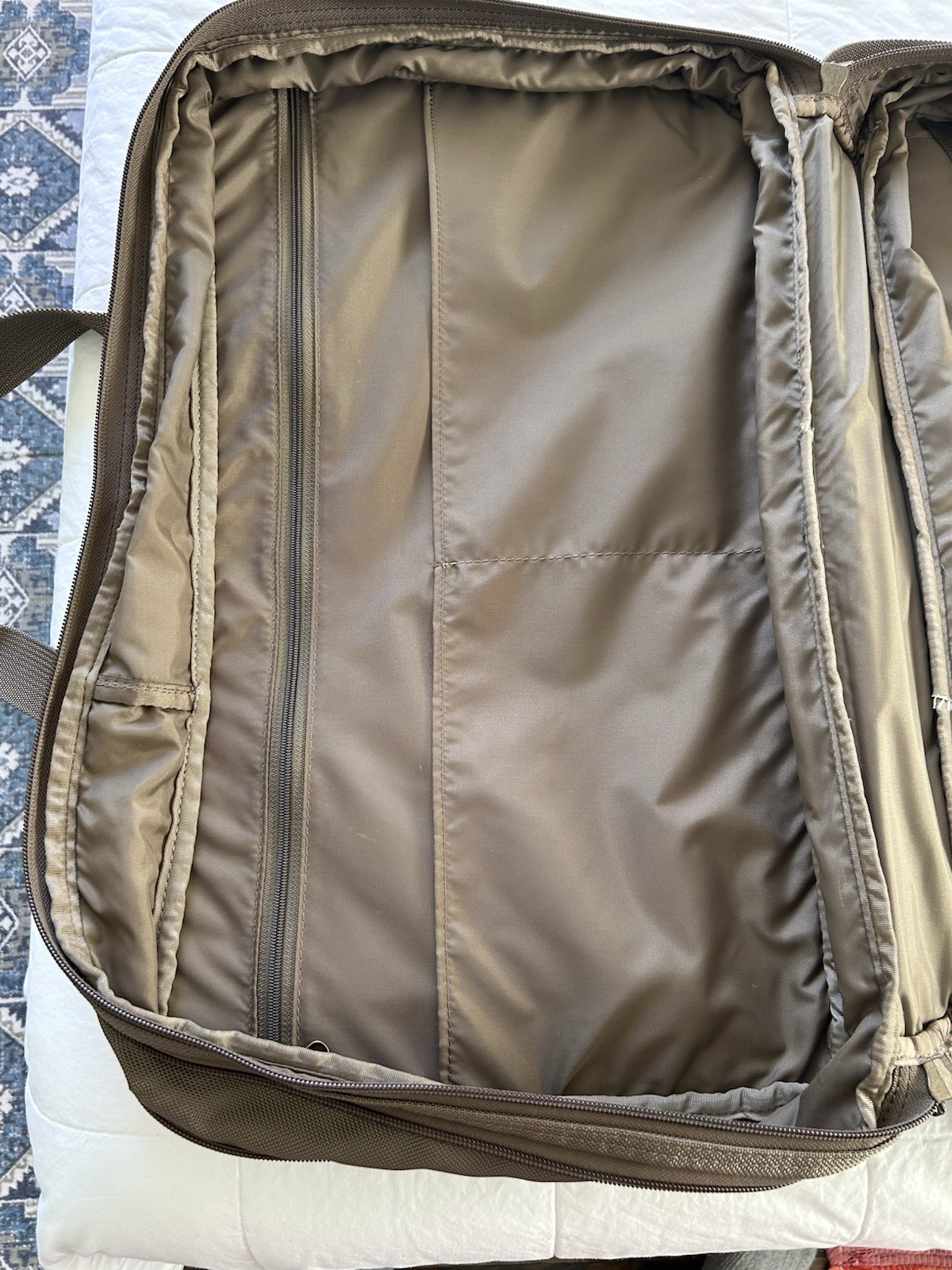 Tumi USA Alpha Ballistic Nylon Weekender Bag 21”x 15”