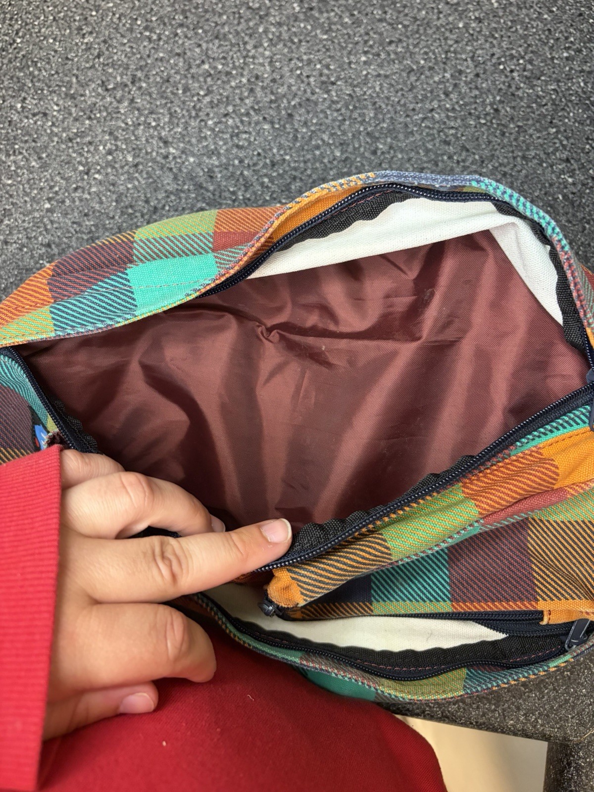 KAVU Plaid Multicolor Sling Bag Crossbody Adjustable Strap Zip Pockets