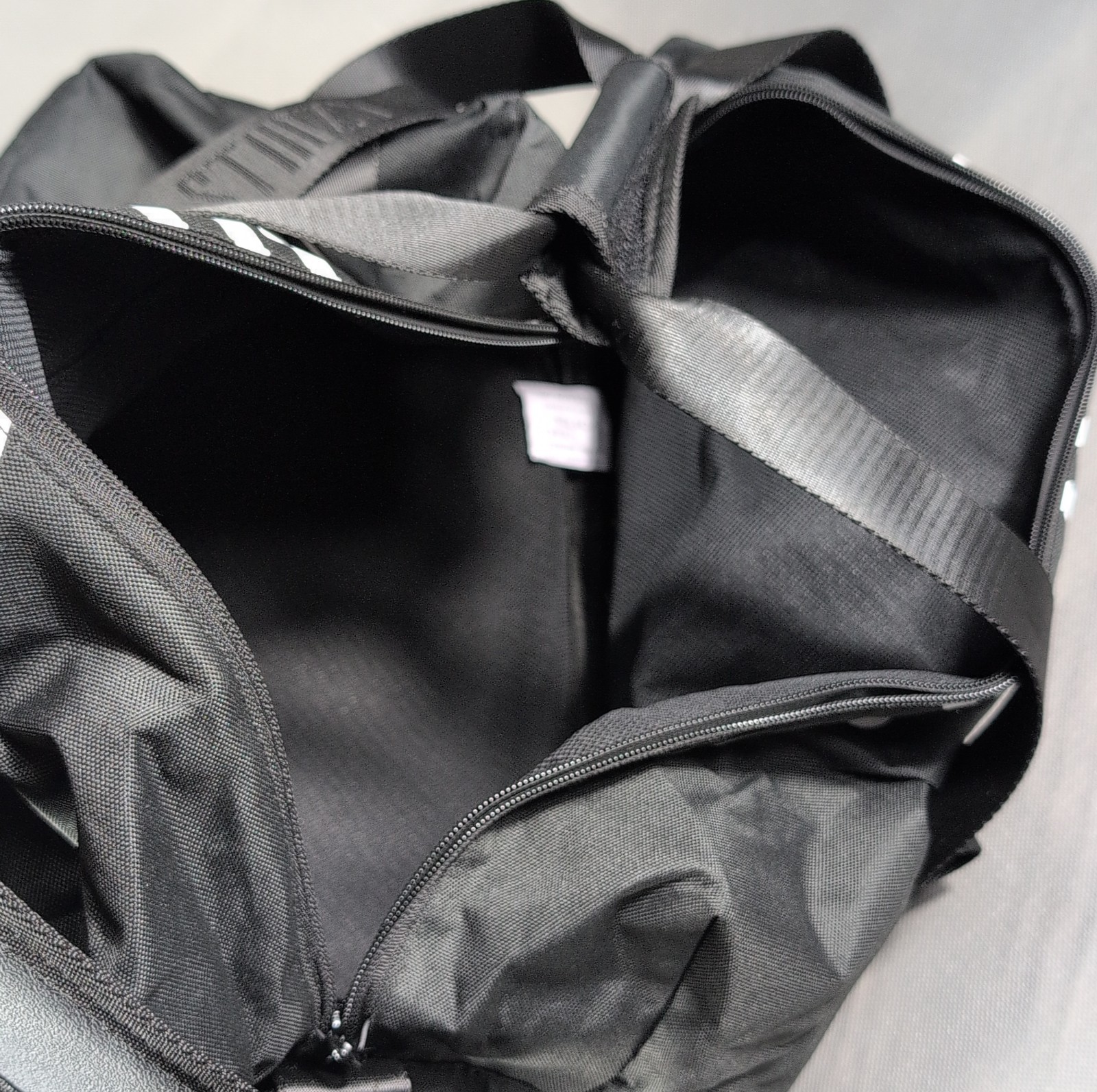 STlllZY Limited Edition Black Double Lined Smell Proof III Duffle Bag w/Strap