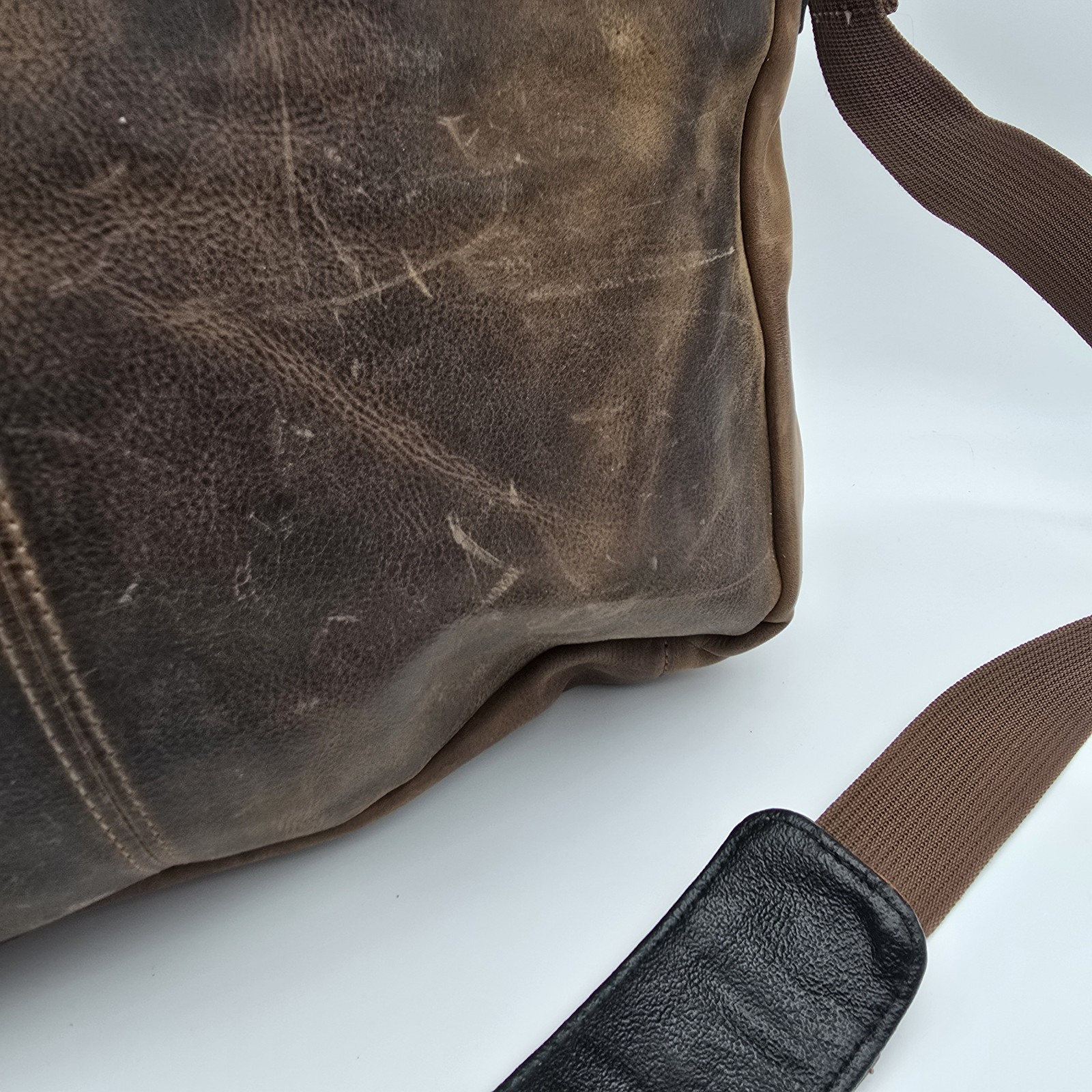 Wilsons Leather Messenger Bag Brown Vintage Legal Breifcase Shoulder Distressed