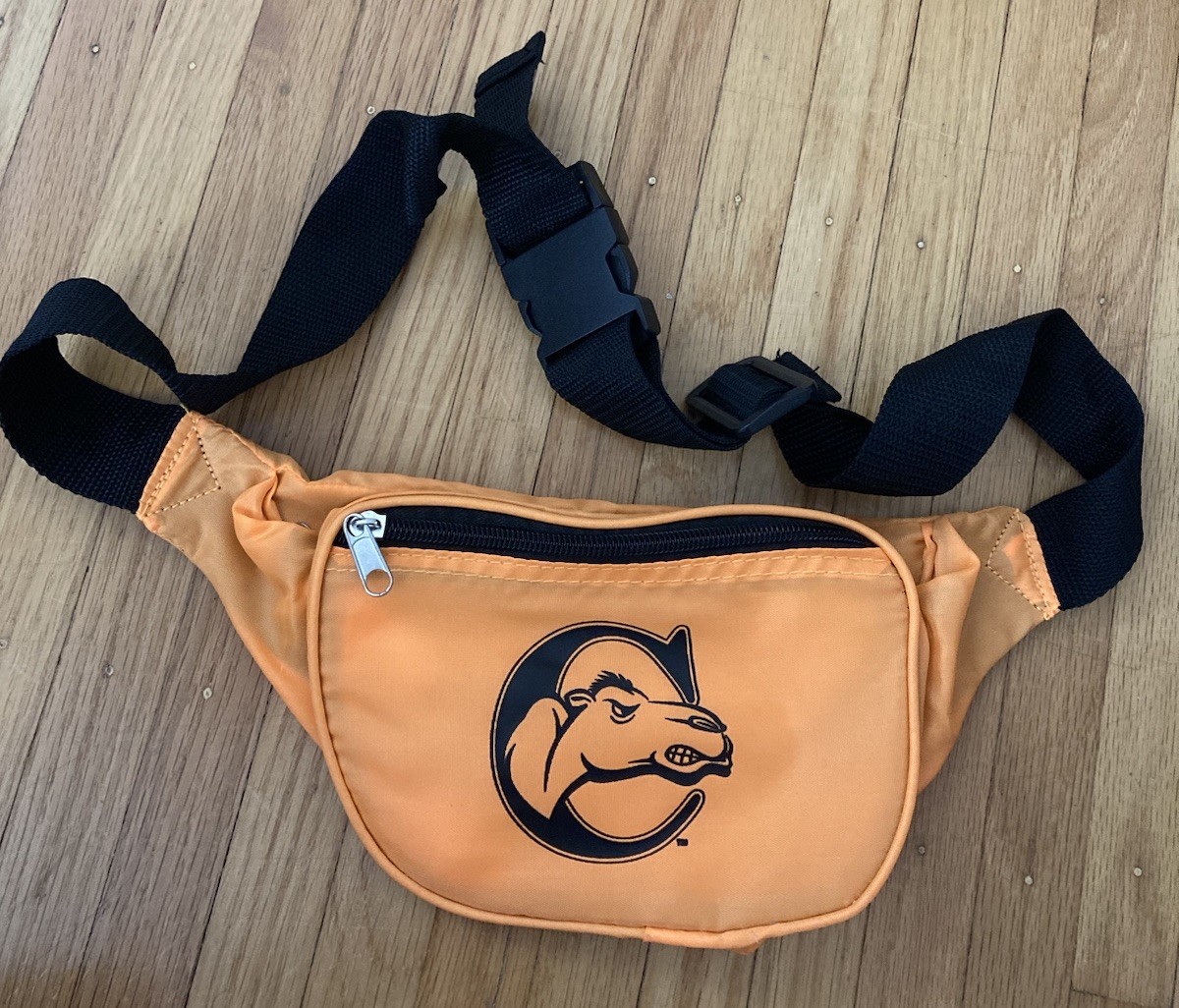 JOE CAMEL Vintage Vinyl FANNY BAG orange new old stock cigarette advertisement