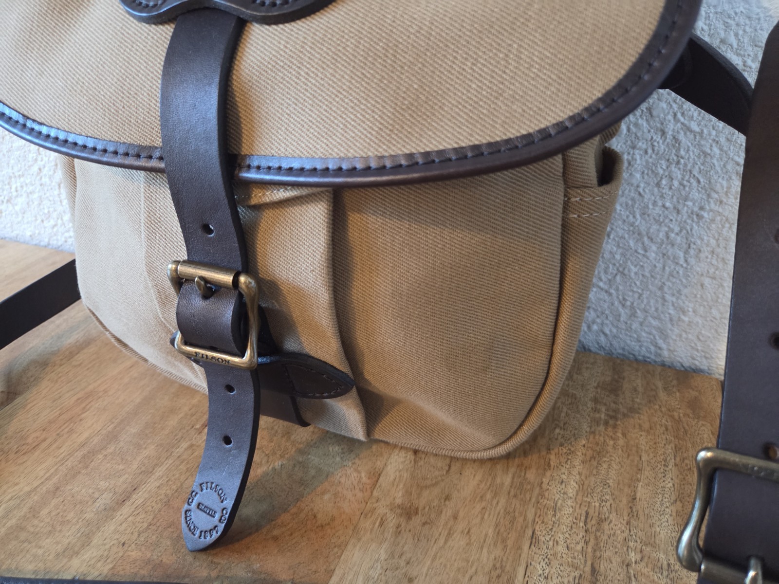 Filson Small Rugged Twill Field Bag | NWOT | Tan | Made in USA | MSRP $465
