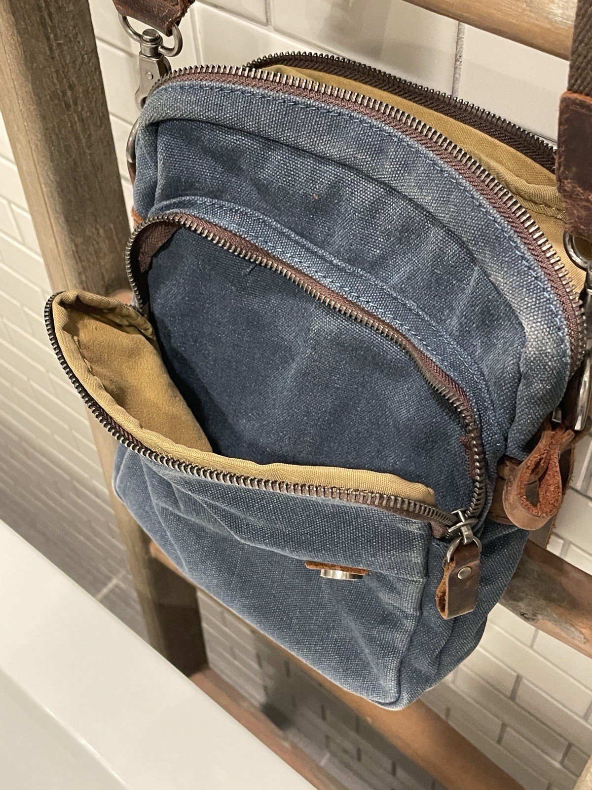 United Leather Messenger Cross Bag Blue Canvas Brown Leather Thick Strap