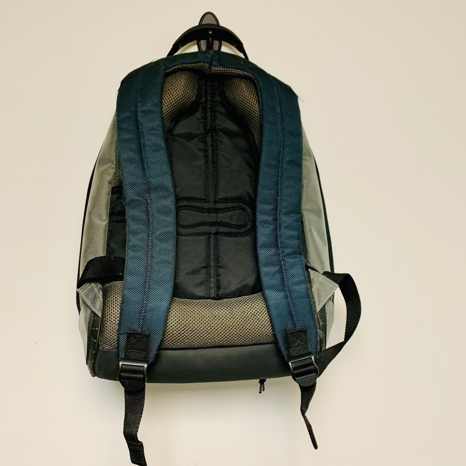 Icon Black Backpack Padded Support Unisex Laptop Travel School Large Adj. Straps