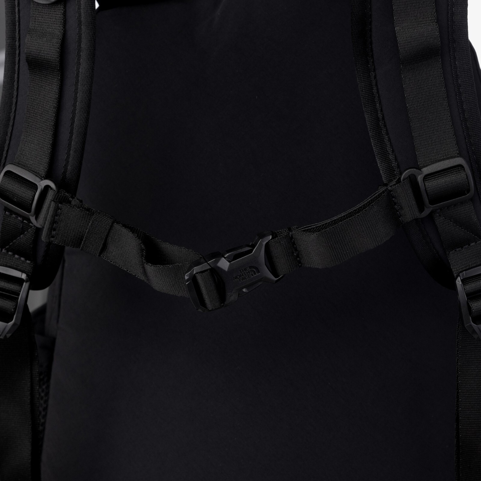 THE NORTH FACE RECON M BACKPACK 18L BLACK NM2DR07 UNISEX SIZE