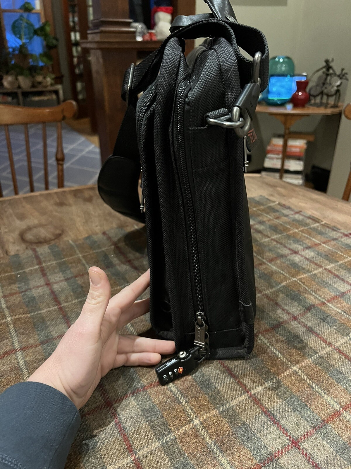 Tumi Nylon Briefcase Laptop Bag Messenger Black, Handles, Removable Strap