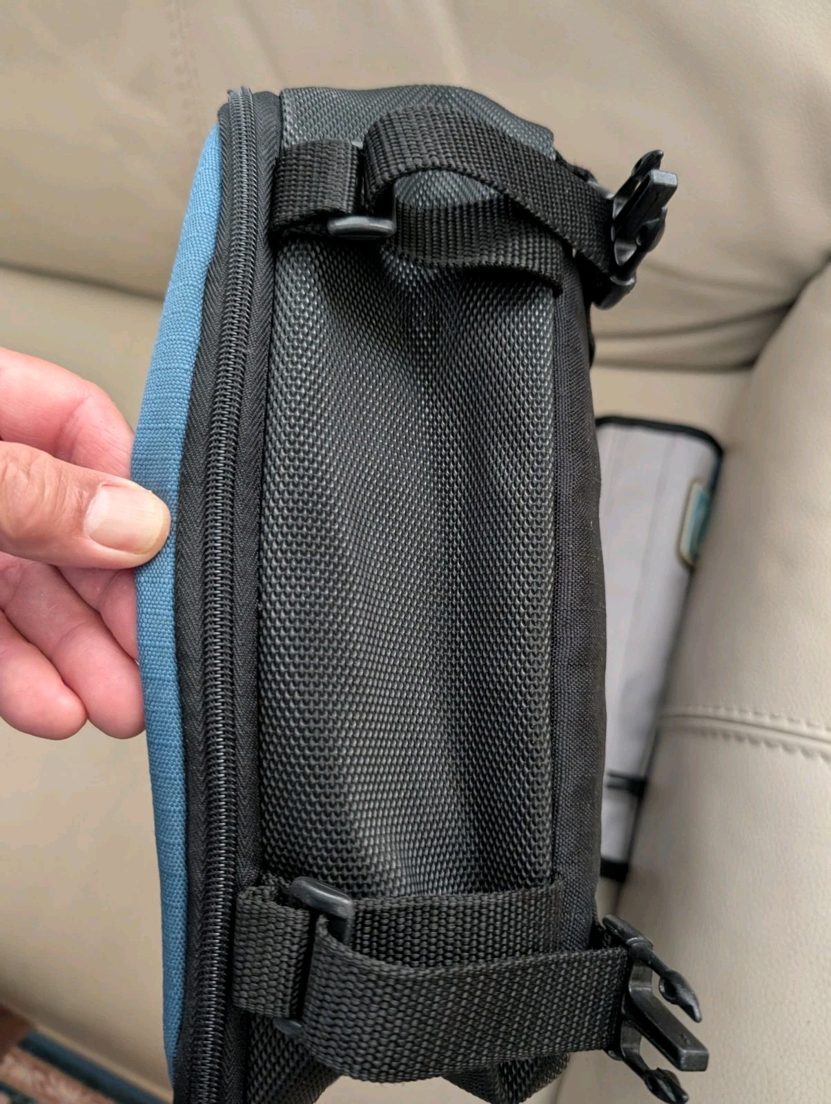 Rip Curl Travel Light Backpack With Shoulder Strap Tuck Away Straps Many Pockets