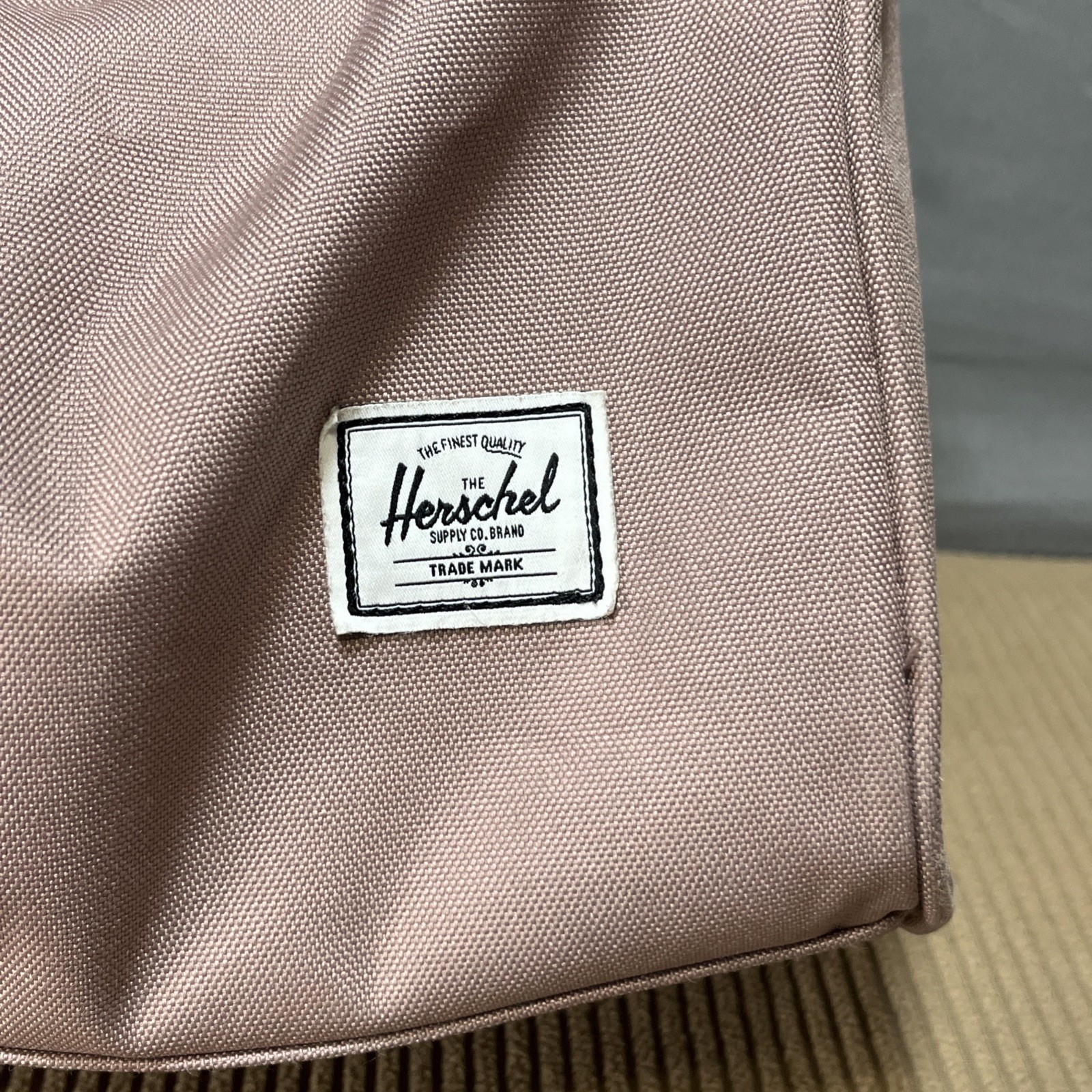 Herschel Supply Co. Novel Duffle Bag Ash Rose Travel Bag 11.75 x 20.5 x 10