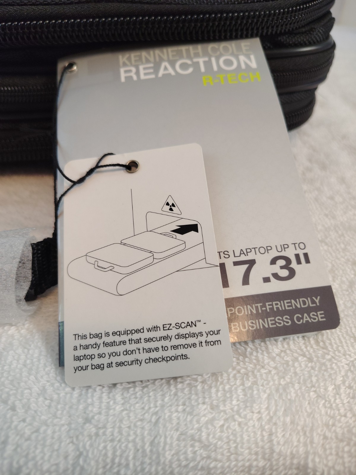 Kenneth Cole Reaction Keystone 1680D Polyester Dual 17″ Laptop Portfolio