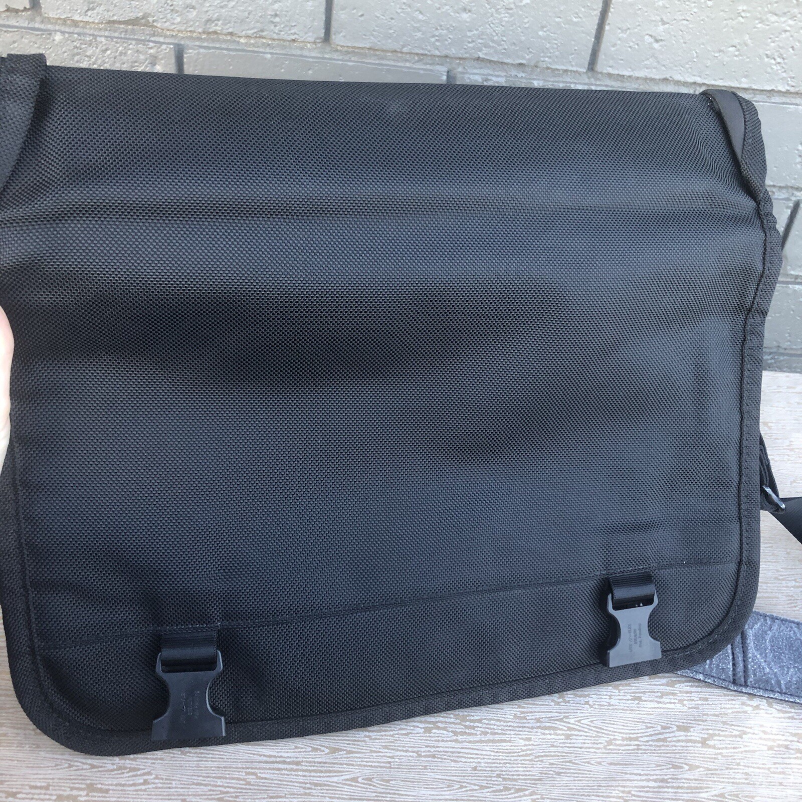 Tumi Shoulder Crossbody Polyester Bag Computer Black 26159DH Some Wear See Photo