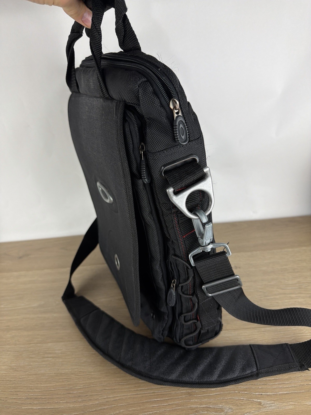 Oakley Tactical Field Gear Vertical Messenger Day Pack Laptop Bag Black Vintage