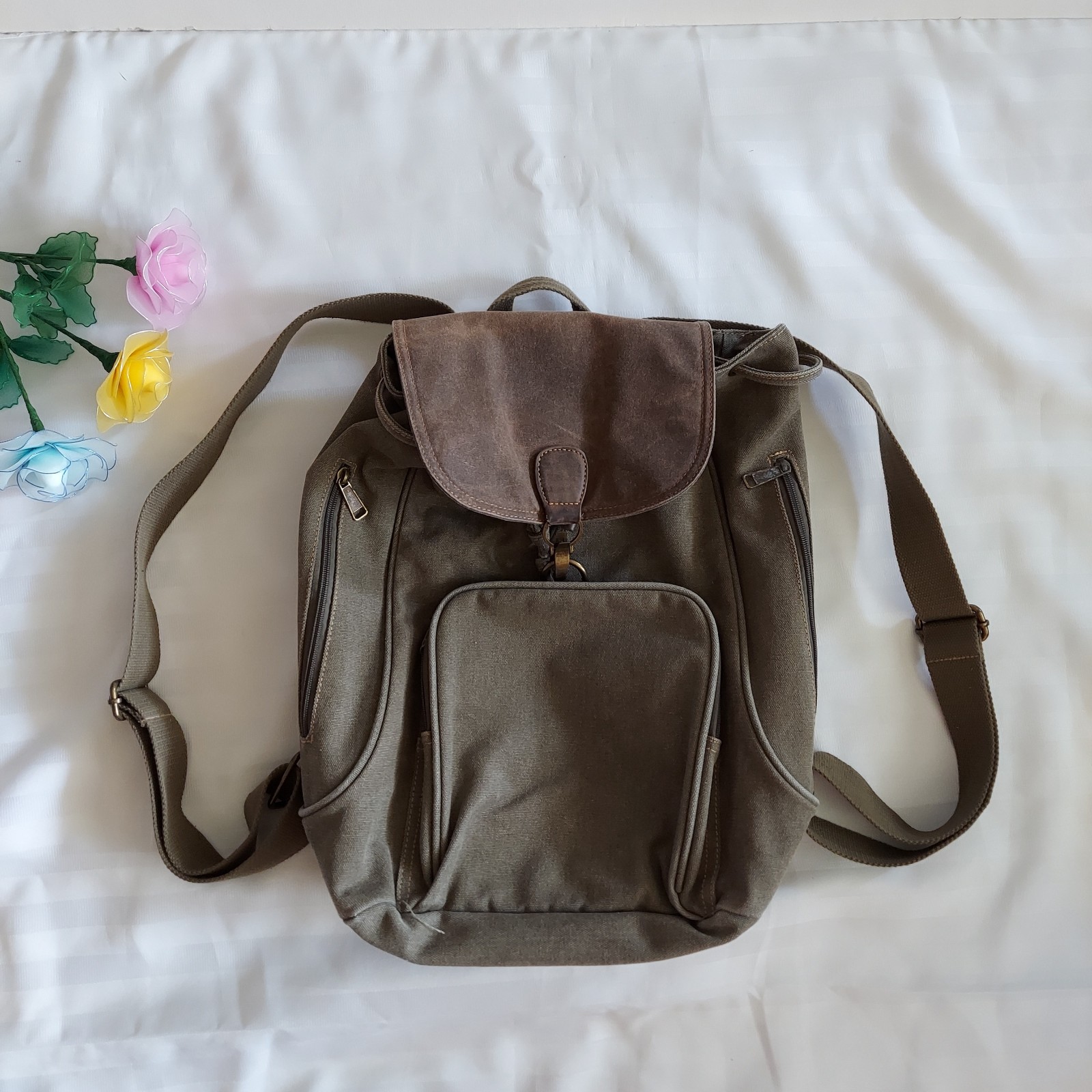Cargoit Green & Brown Canvas Rucksack Backpack Drawstring with Clasp Closure