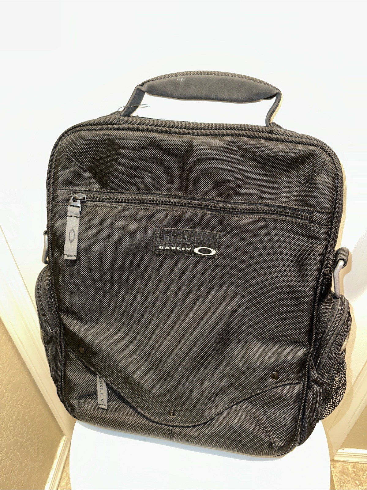 Oakley VNTG Y2K Vertical Computer Bag 3.0 Camo Messenger Bag Without Strap