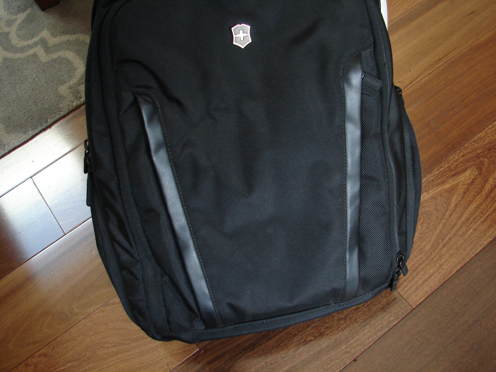 Swiss Victorinox ALTMONT Backpack Professional Deluxe Premium Black 602154