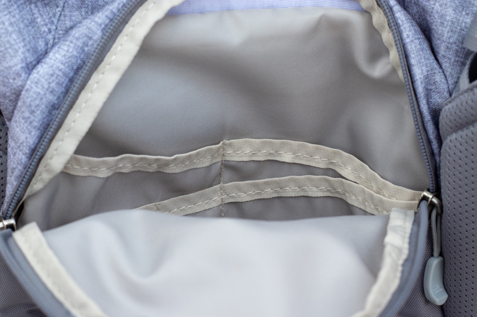 High Sierra Swoop SG Backpack 30L Laptop School Travel Bag light grey New