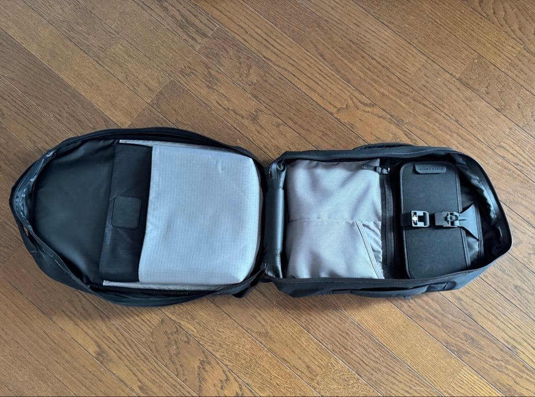 Black Ember Shadow 22 Backpack Water-Resistant Black Men’s