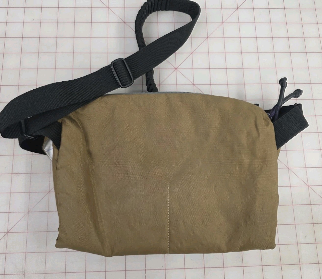 Bellroy Venture Sling 6L – Special Edition Coyote Color Limited Edition Ecopak