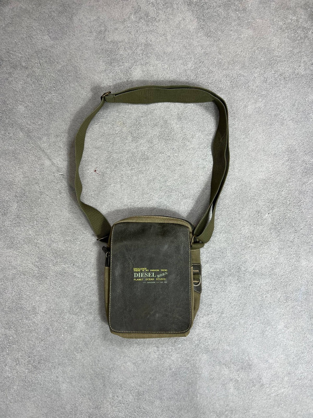 DIESEL Vintage 90s crosboddy shoulder Camo multipocket sling bag backpack