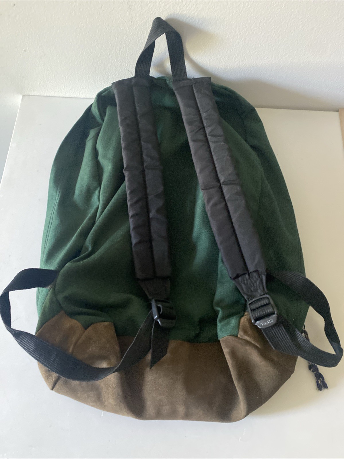 Vintage Jansport suede leather bottom backpack green classic school USA 90s
