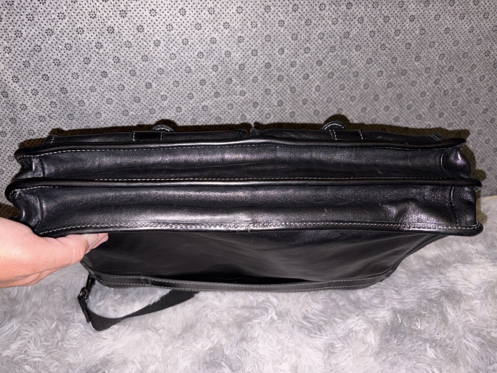 Floto Firenze Black Leather Buckle Strap Briefcase Messenger Bag Made In Italy