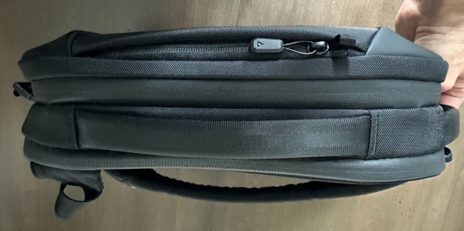 Nomatic Navigator Sling 6L Black EDC Travel Crossbody Bag w/ Original Tag