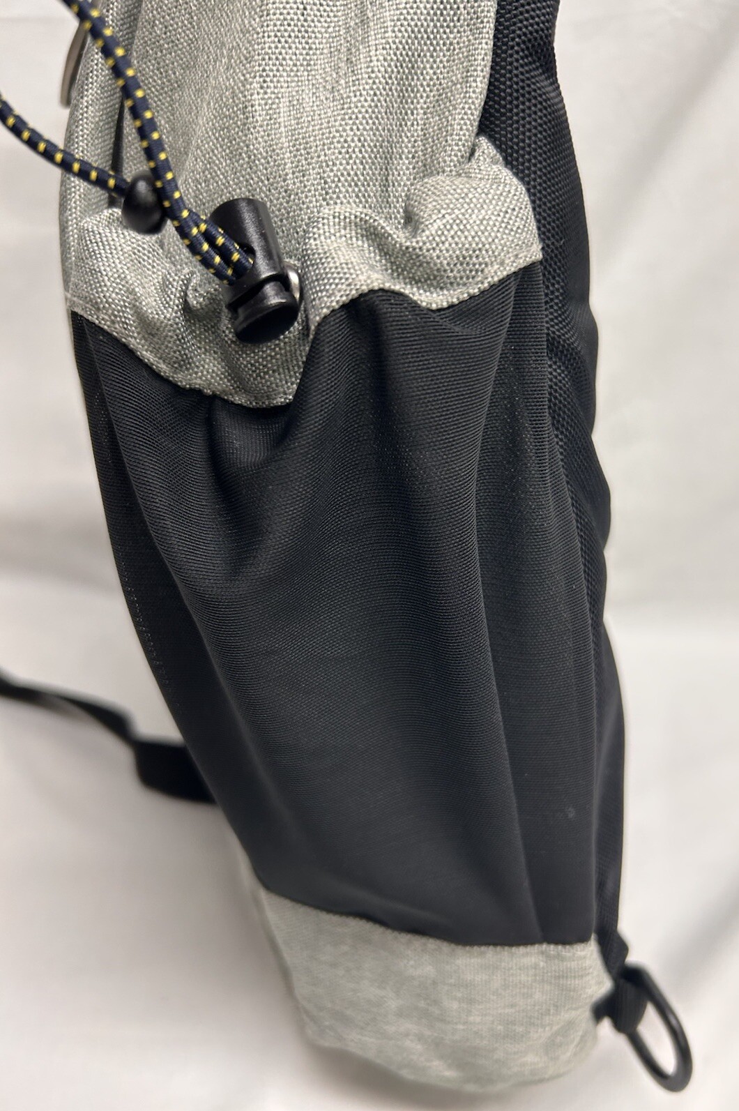 IX Gray Zip Close Lined Bottle Mesh Pockets Unisex Chest Bag