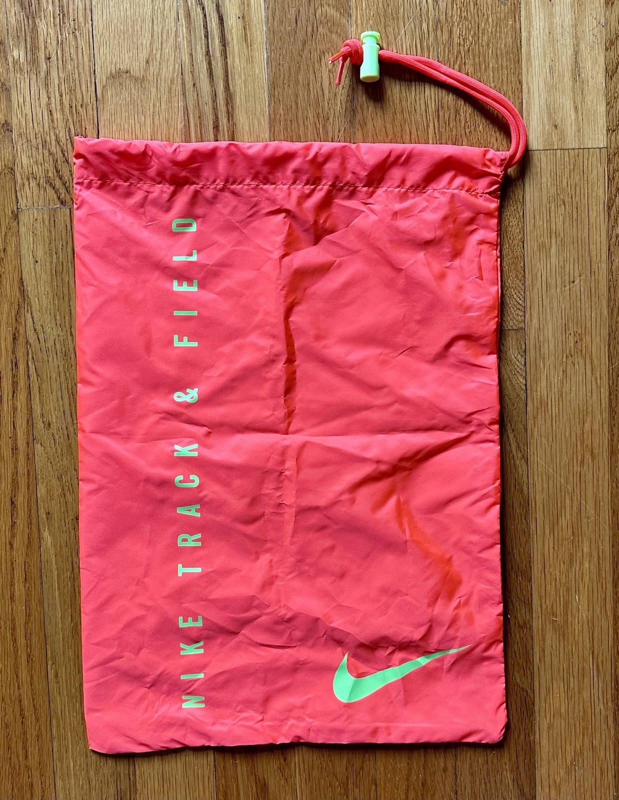 NIKE TRACK AND FIELD DRAWSTRING SHOE BAG ORANGE SIZE 11.5″x 16.5″ NEW