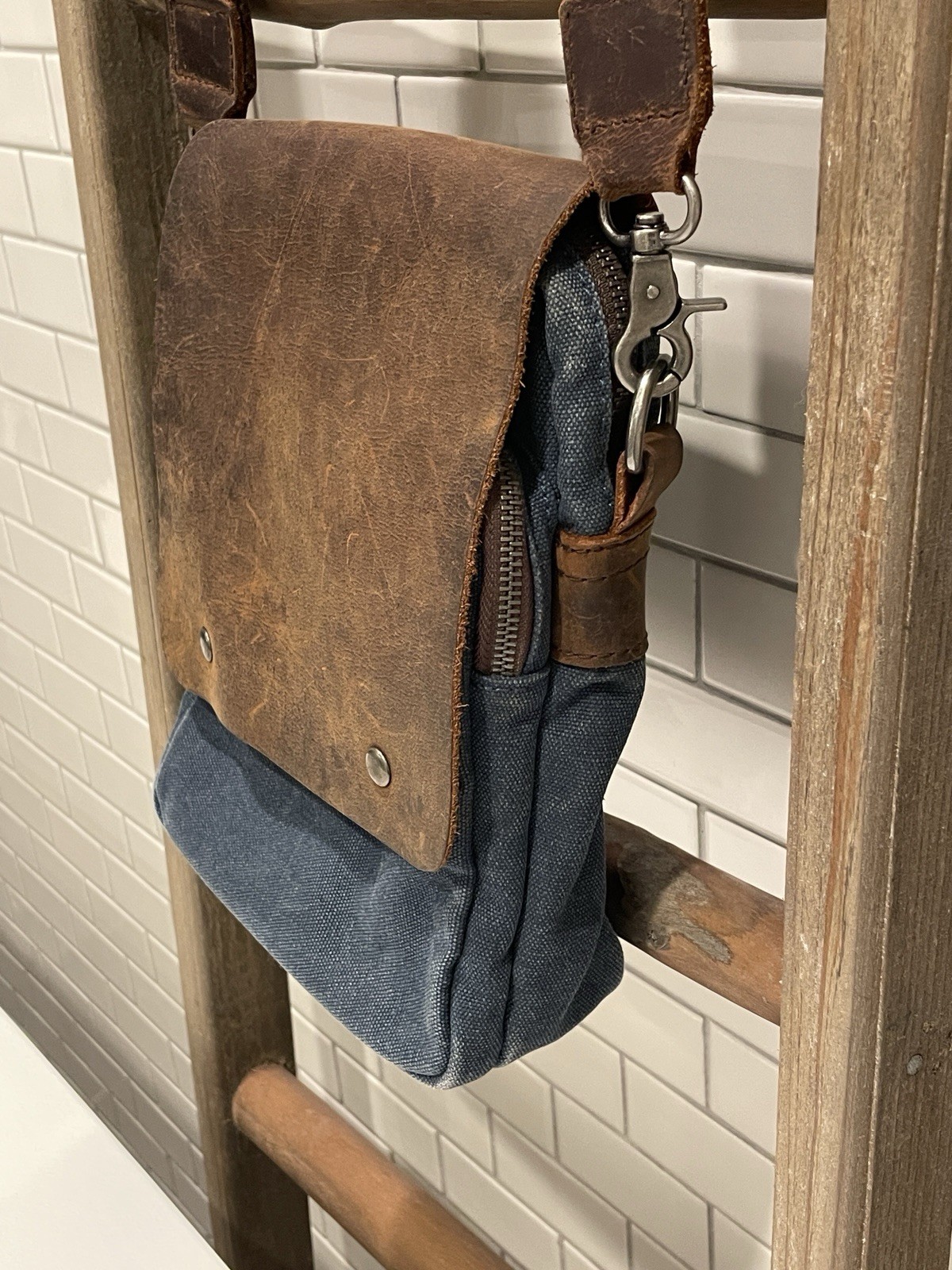 United Leather Messenger Cross Bag Blue Canvas Brown Leather Thick Strap