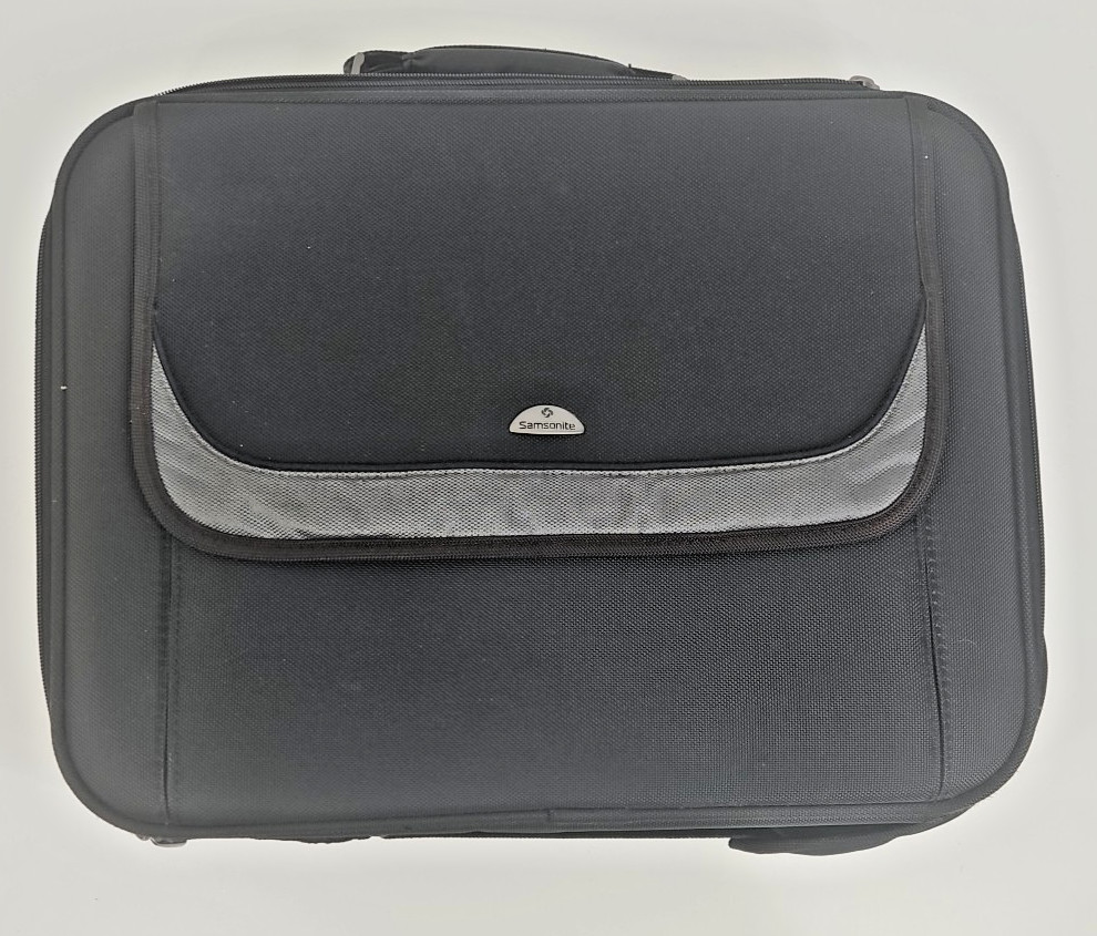 Samsonite Classic Laptop Brief Bag Carrying Case for 17″ Lap Top