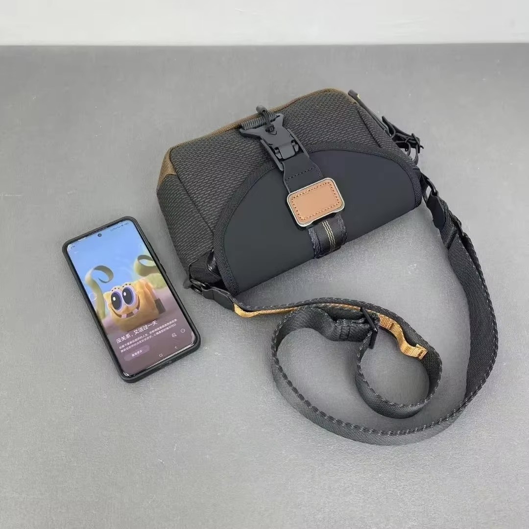 NEW TUMI Alpha Bravo Compass Crossbody Bag 232716 Onyx Black Flap