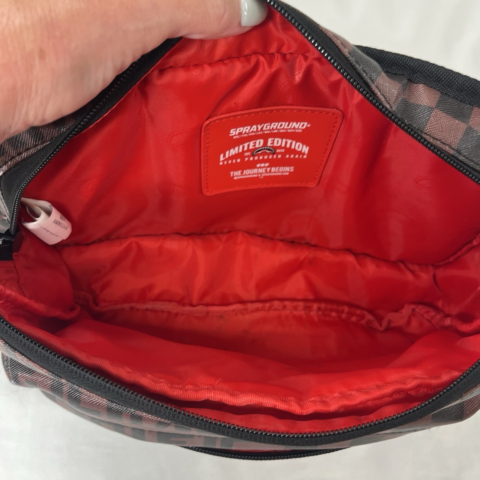 Sprayground Split the Check Checkered Cargo Shark Crossbody Limited Edition RARE