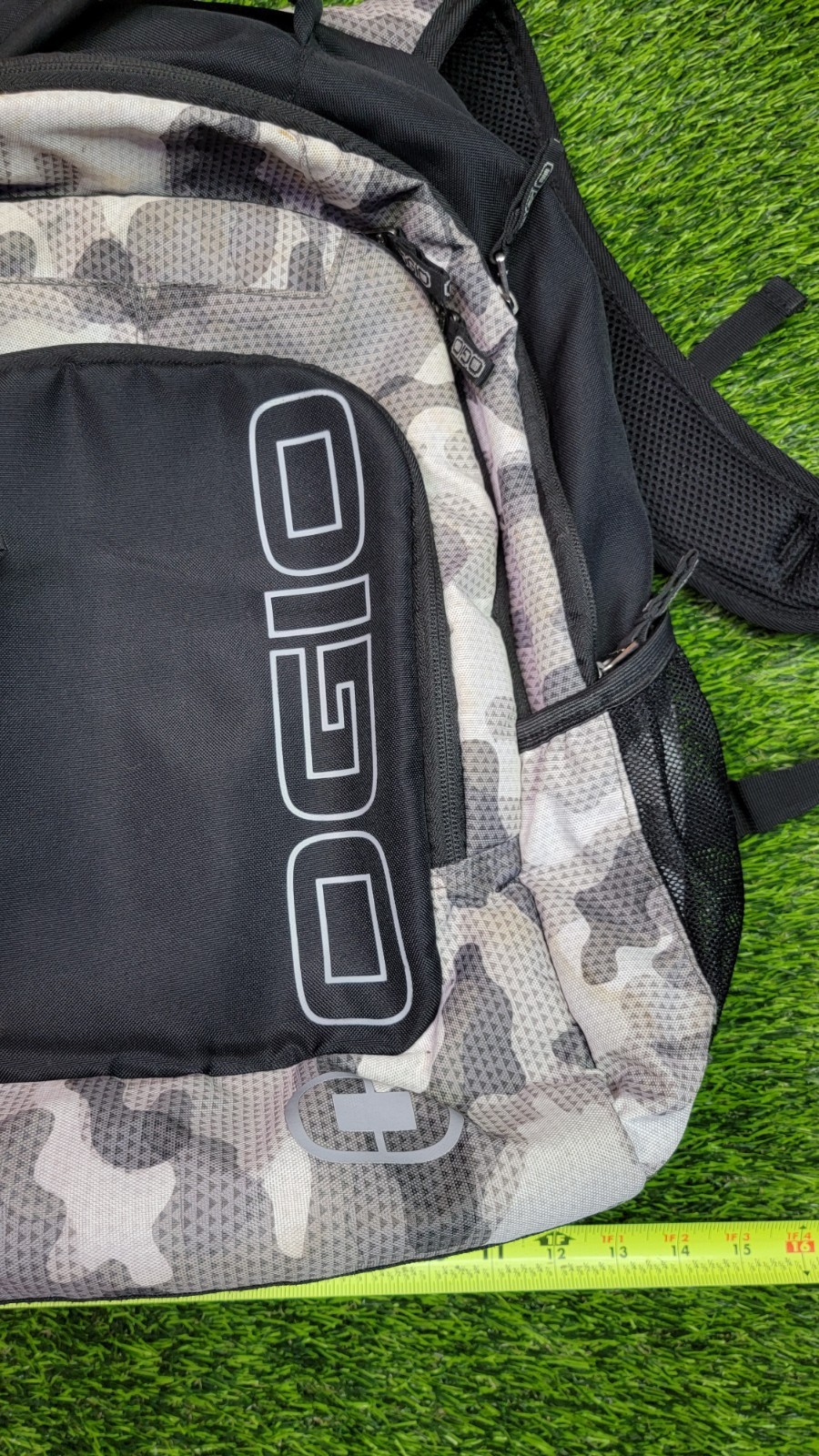 Ogio Evader Commuter EDC Travel Backpack. Gray/black TAC Camo
