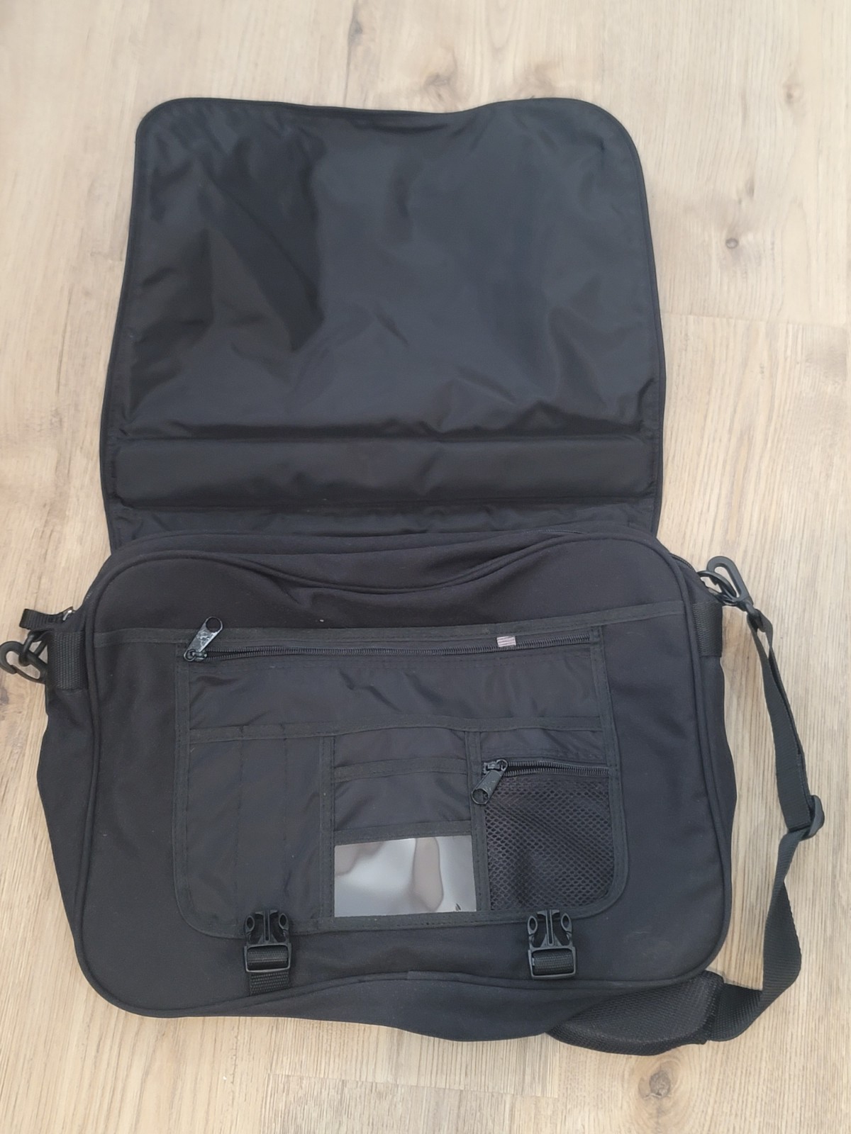 JanSport Black Messenger Shoulder Bag 16×12 University of Soutu Al JAGUARS NWT