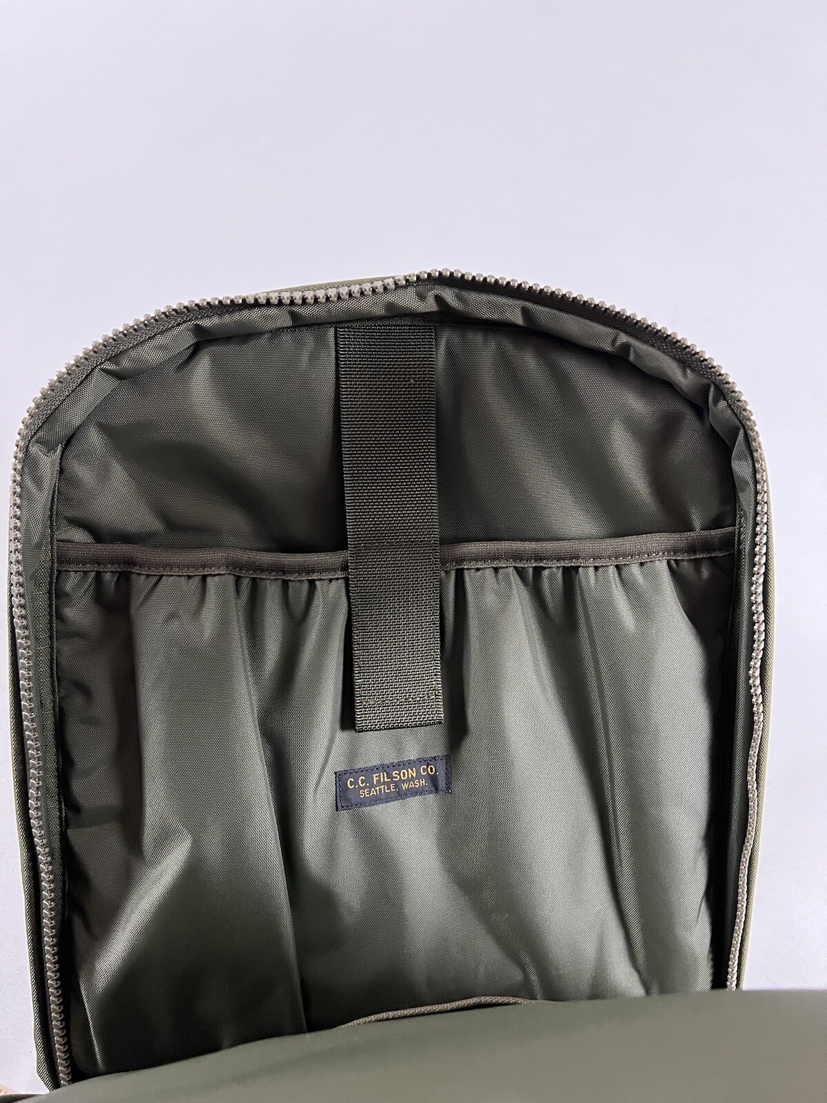 FILSON RIPSTOP NYLON BACKPACK SURPLUS GREEN ONE SIZE NWT SOLD OUT