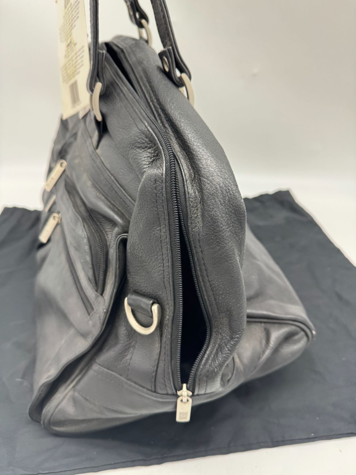 NWT Bill Blass Bomber Leather Collection Duffel Bag W/ Dustbag Black Travel