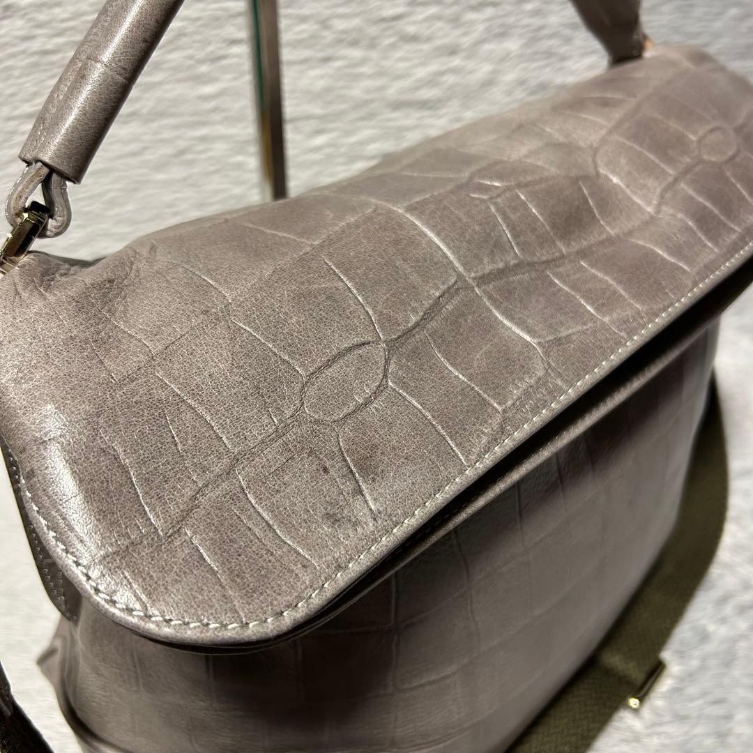 aniary Leather Shoulder Bag Brown Pre-owned Crossbody 25cm x 32cm x 14cm
