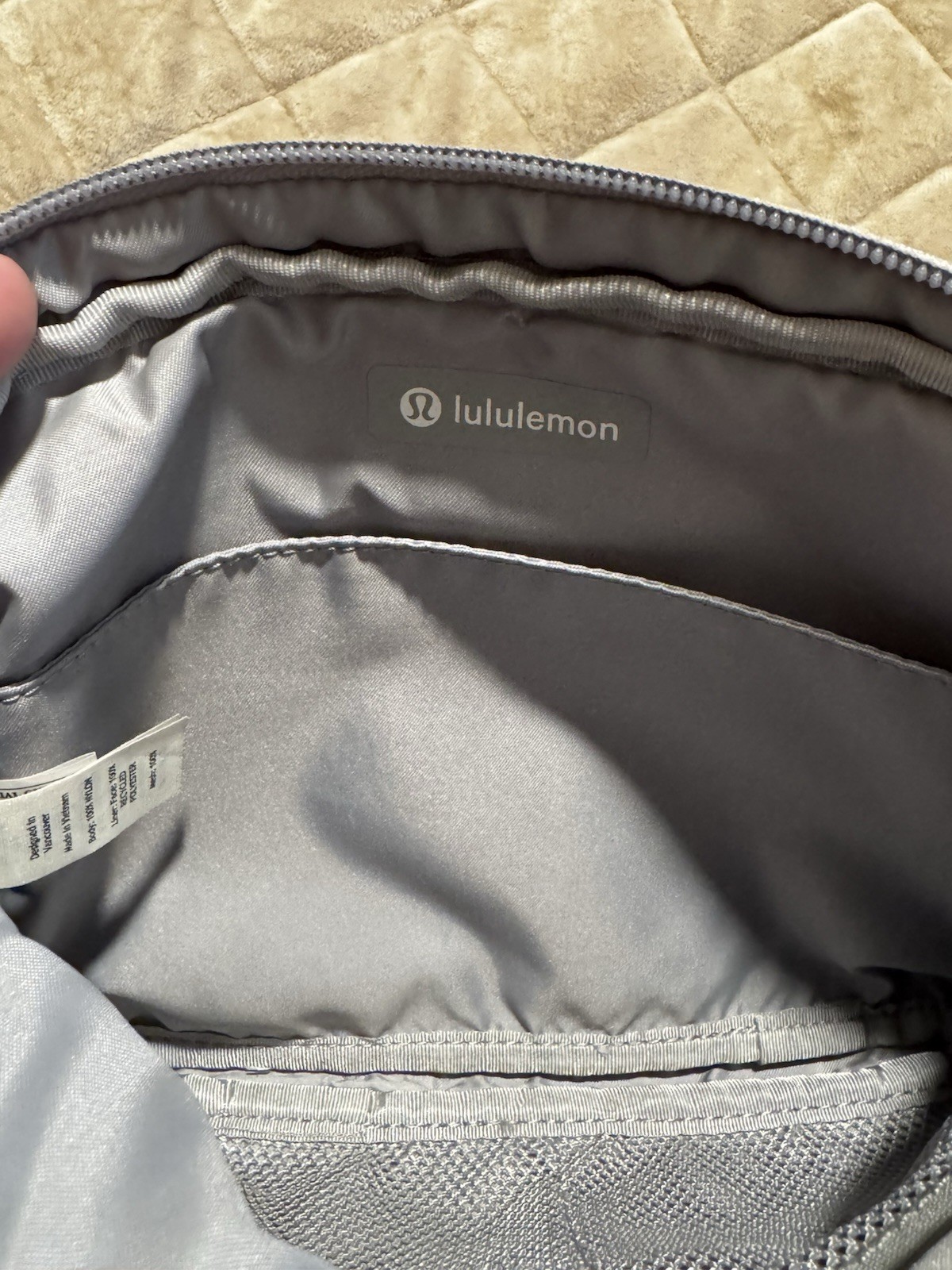 lululemon Gray Crossbody Bag Adjustable Strap Zip Closure Casual Travel