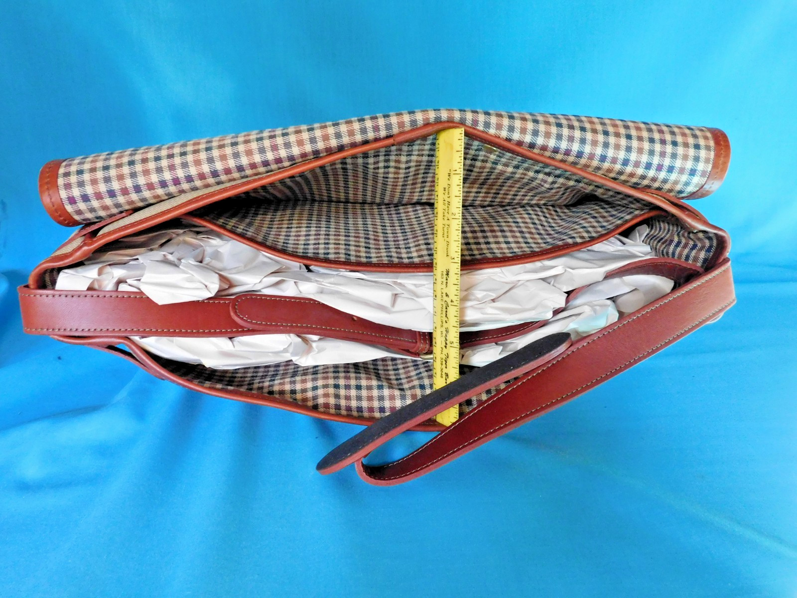 ORVIS TWO TONE LEATHER AND HEAVY CANVAS TWO TONE MESSENGER BAG NEW 16″x13″x5″