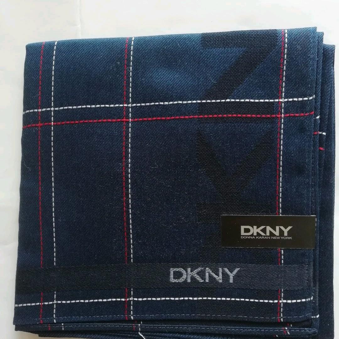 DKNY Handkerchief – Fashion Accessory for Men – 170mm x 170mm