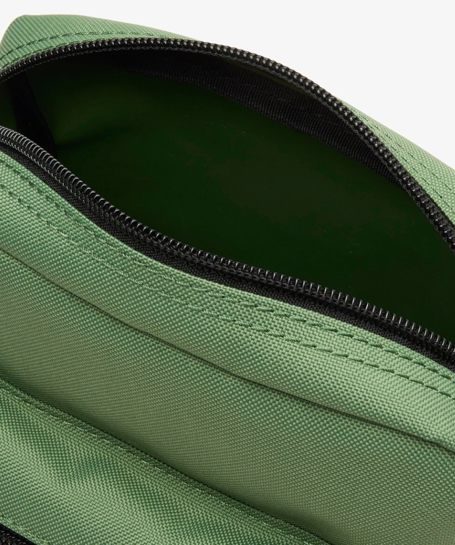 LACOSTE Shoulder Bag Vertical Camera Bag Travel Green AUTHENTIC NEW NH4279UG