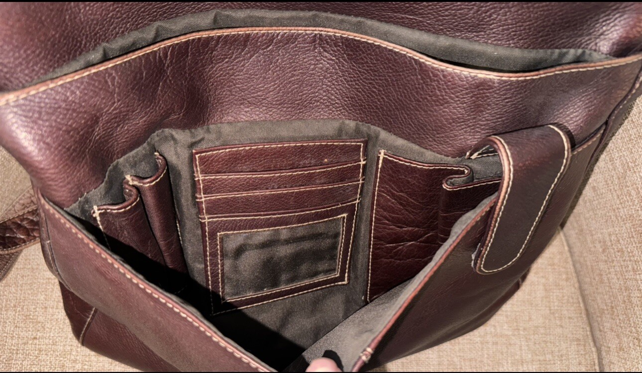 Vintage Brown Leather Distressed Briefcase Messenger Bag Made In Colombia