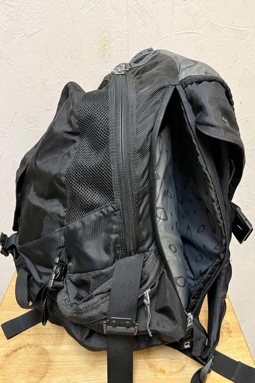 Oakley Icon Backpack 3.0 Black Tactical Utility Laptop Travel Bag