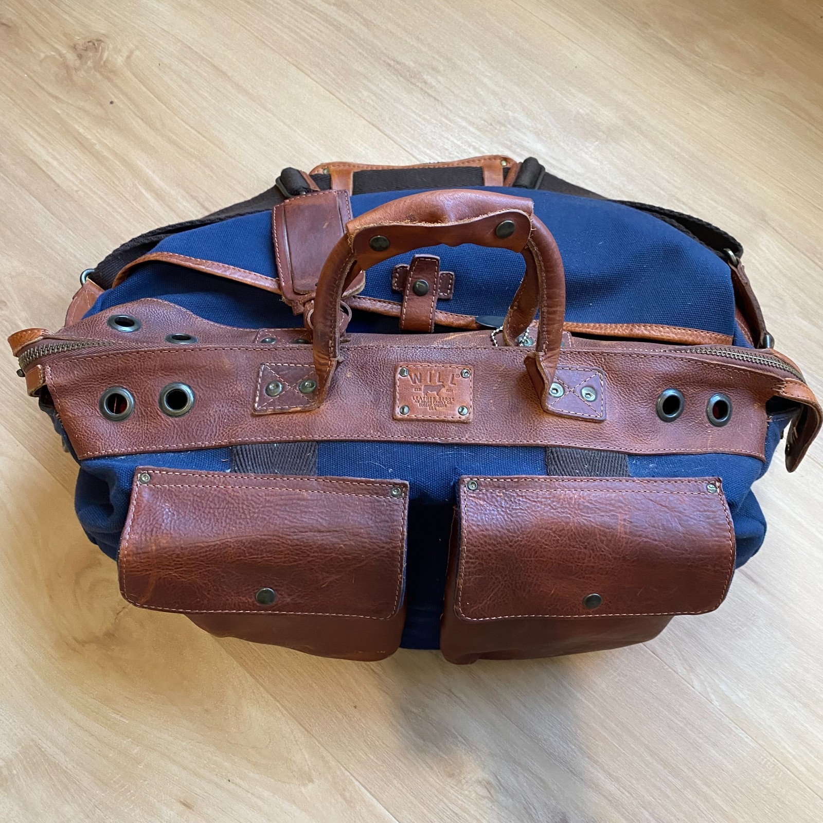 Huckberry Will Leather Good Traveler Duffle Navy Tan With Strap and Luggage Tag