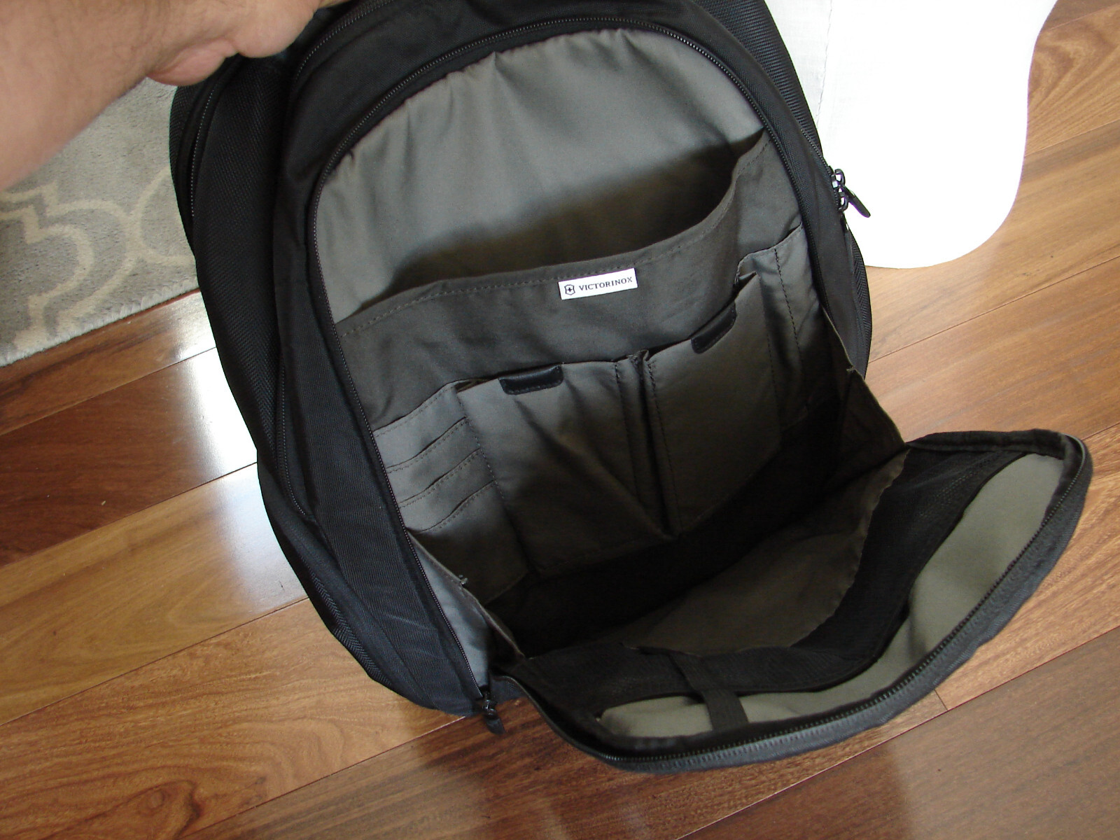 Swiss Victorinox ALTMONT Backpack Professional Deluxe Premium Black 602154