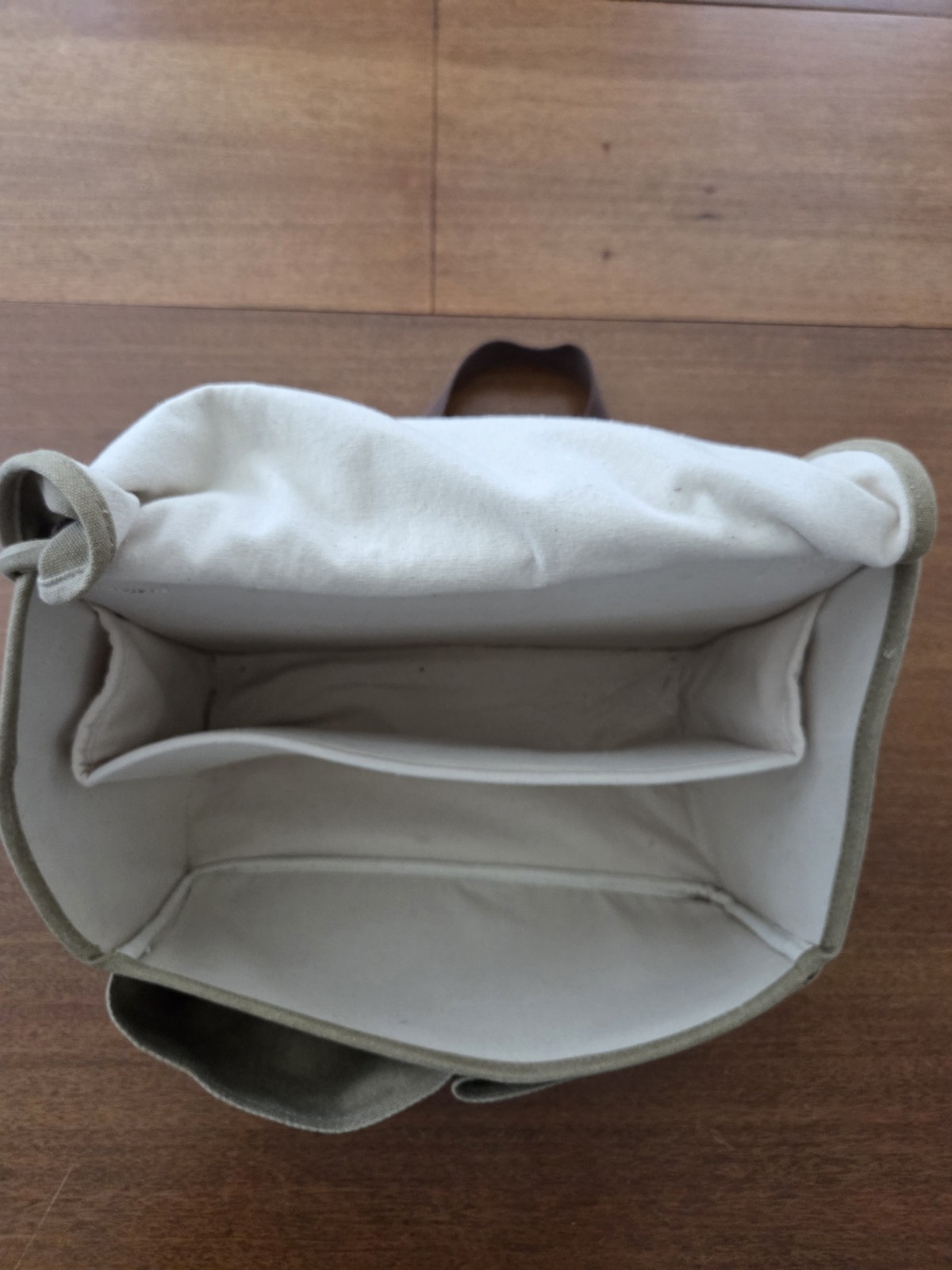 Duluth Trading Co Canvas Laptop Shoulder Tote Messenger Organizer Bag Tan