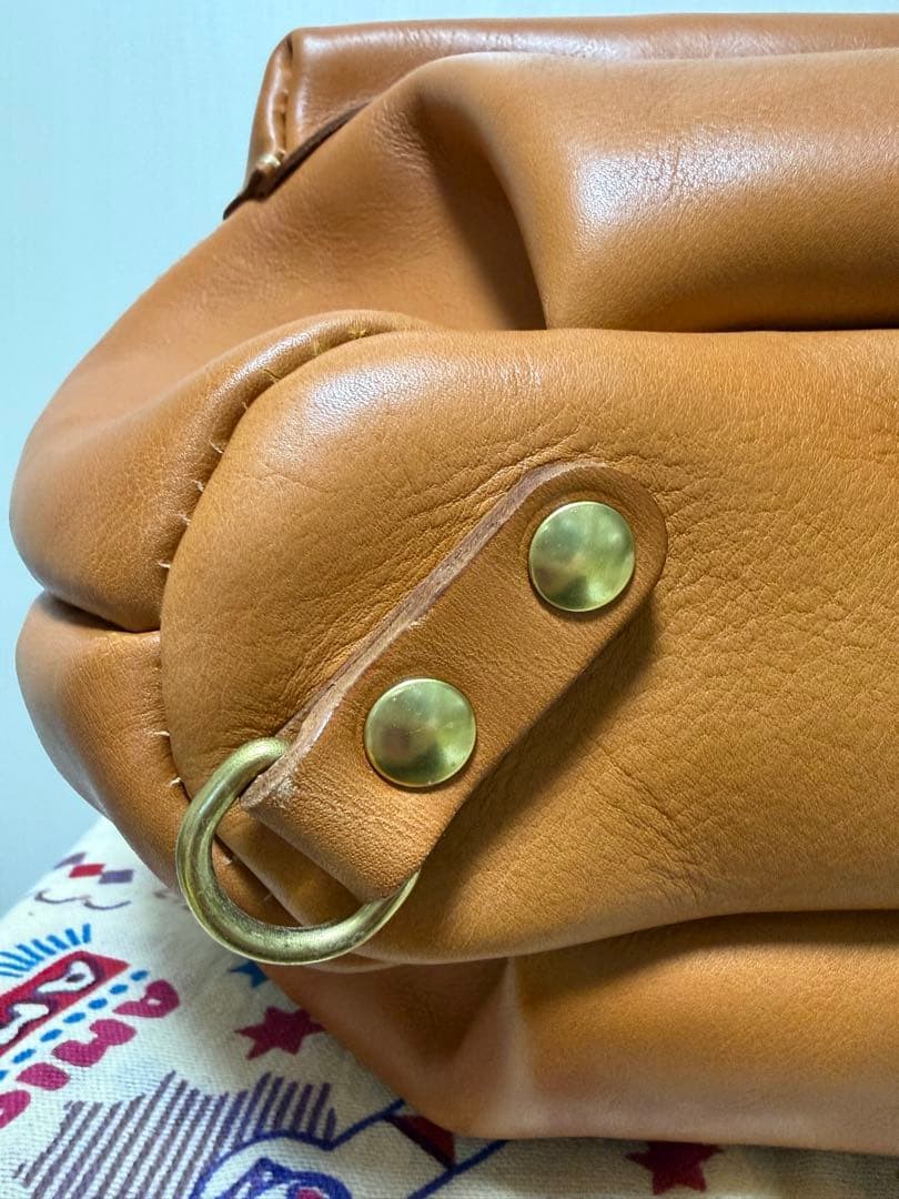 HERZ naughty backpack M camel soft leather 24cm 9.4in cushion strap chest belt F