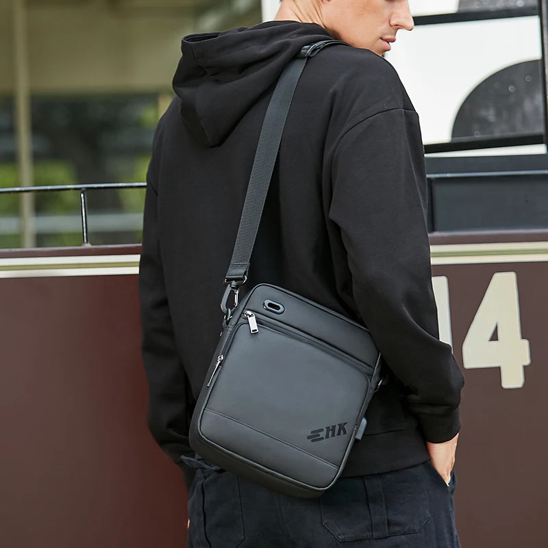 HK New Men’s Shoulder Bag Large Capacity Crossbody Bag Waterproof Business