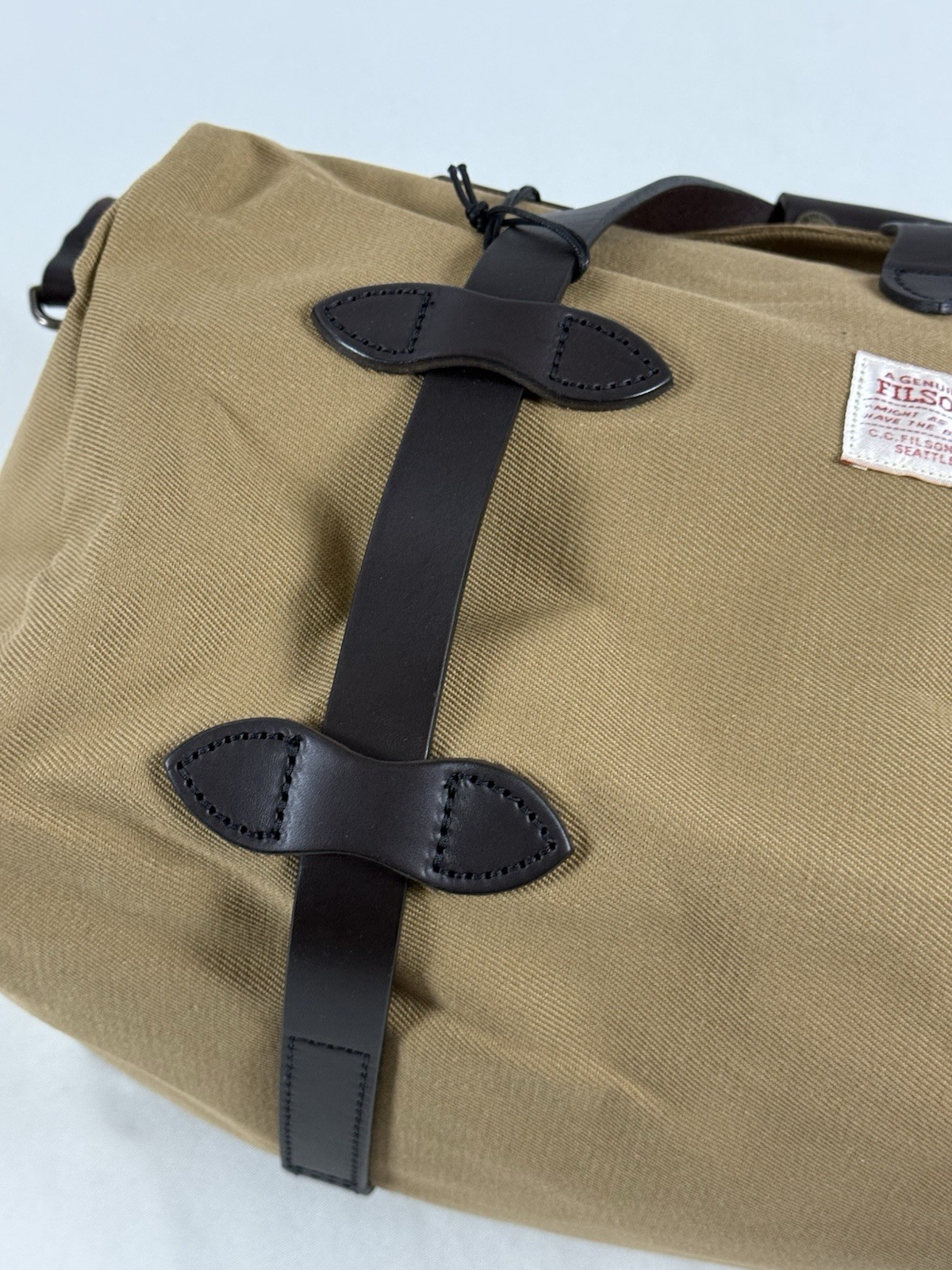 FILSON SMALL RUGGED TWILL DUFFLE BAG TAN NWT