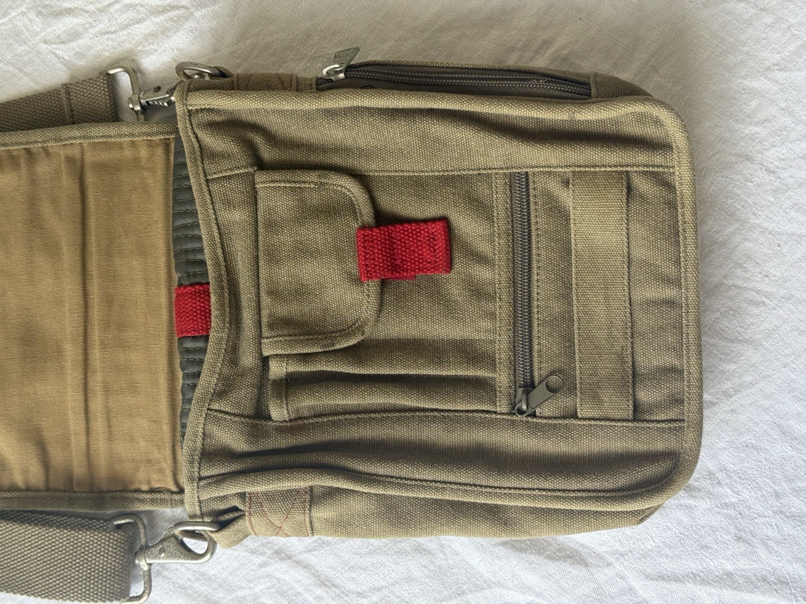 FŪL Small Beige/Red Canvas Crossbody Bag Adjustable Strap Pockets Zip Snap