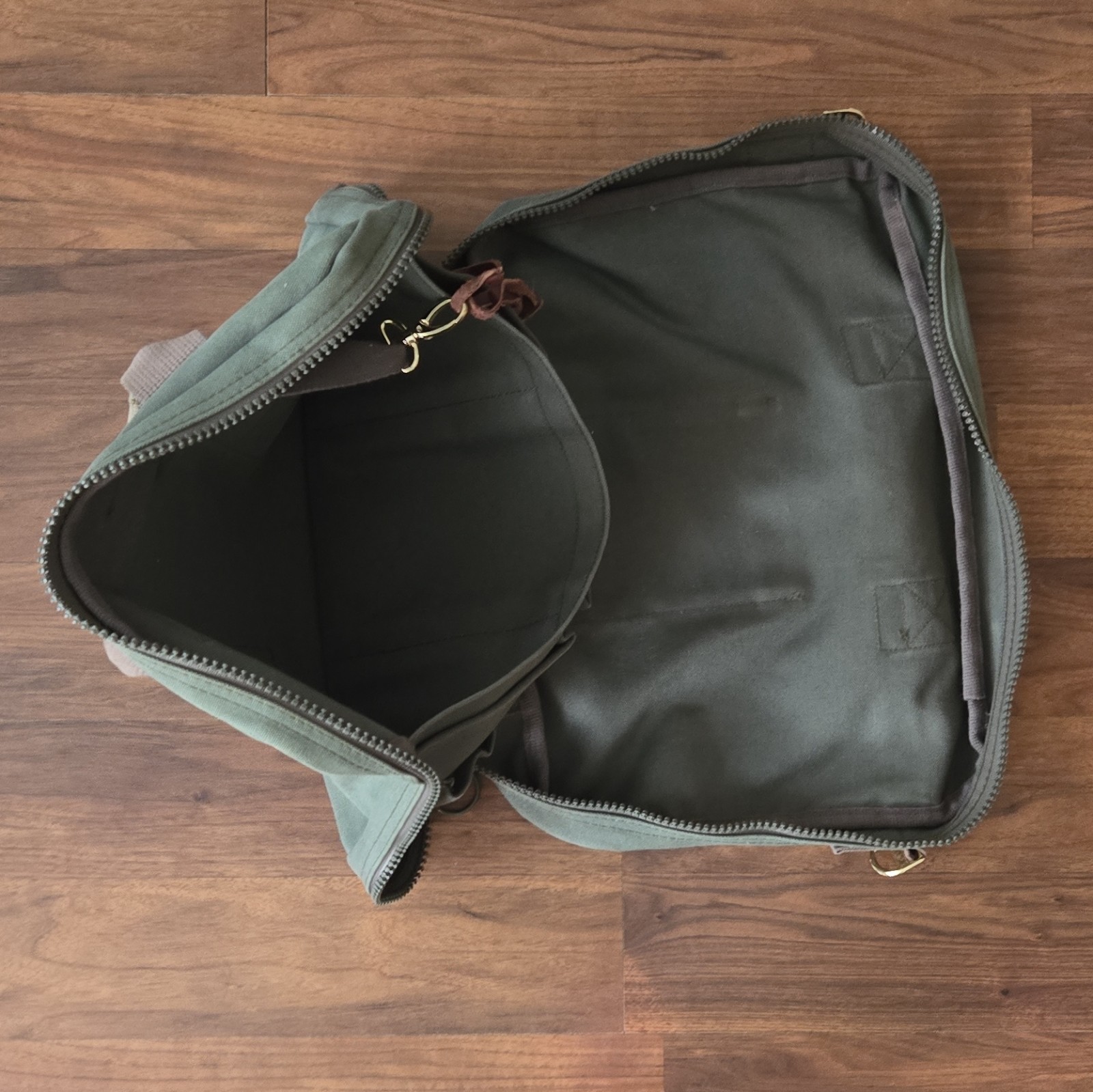 Lands’ End Vintage Green Solid Zip Briefcase Canvas Bag Handles Pockets USA